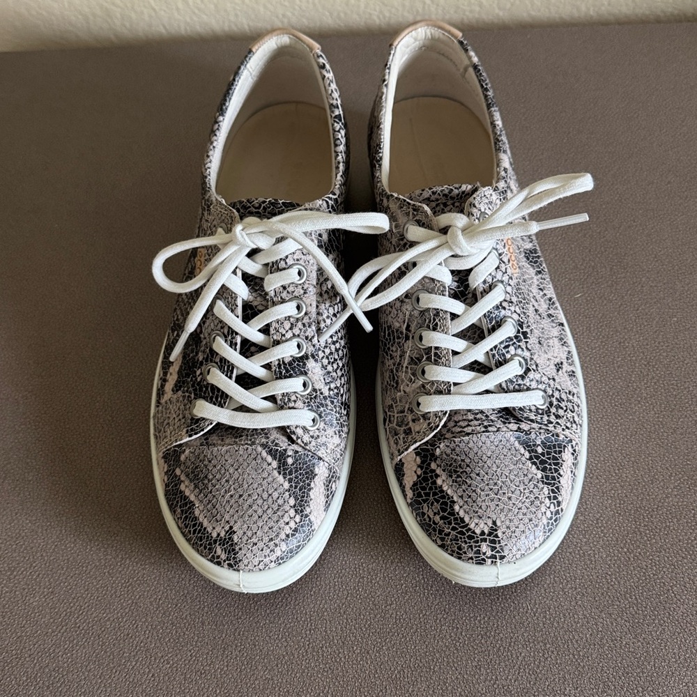 Ecco Leather Shoes